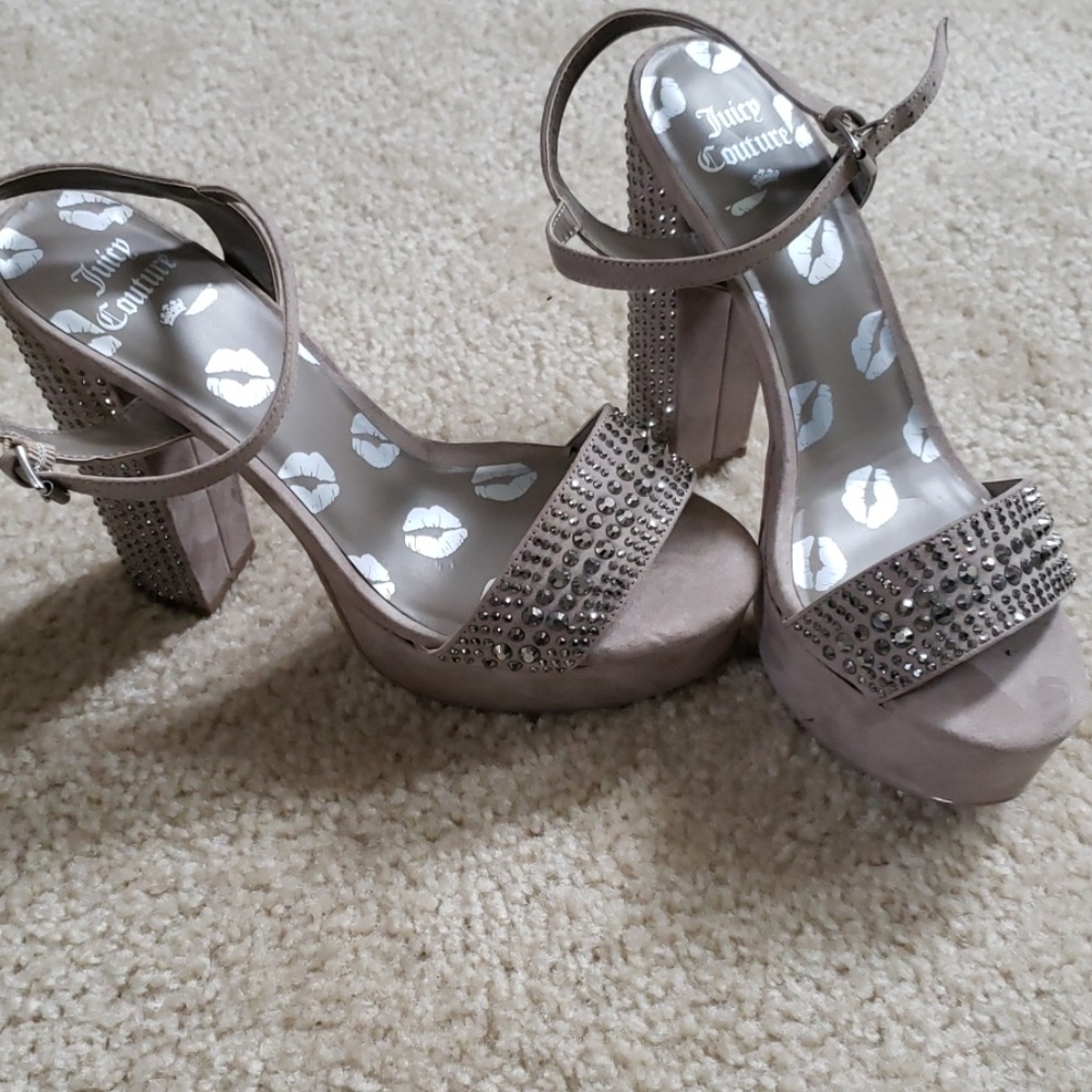 Platform shoes